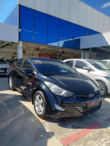 Hyundai Elantra GLS 2.0 16V Flex Aut. 2014
