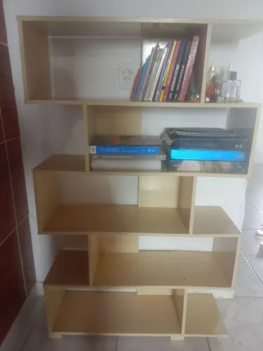 Estante de livros ou sala