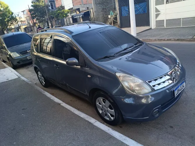 Nissan Livina SL 1.8 16V Flex Fuel Aut. 2012
