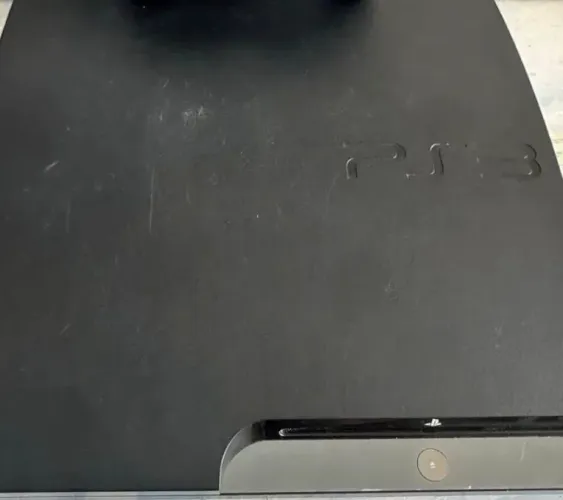 Vendo ps3 para retirada de peças ou conserto. 
