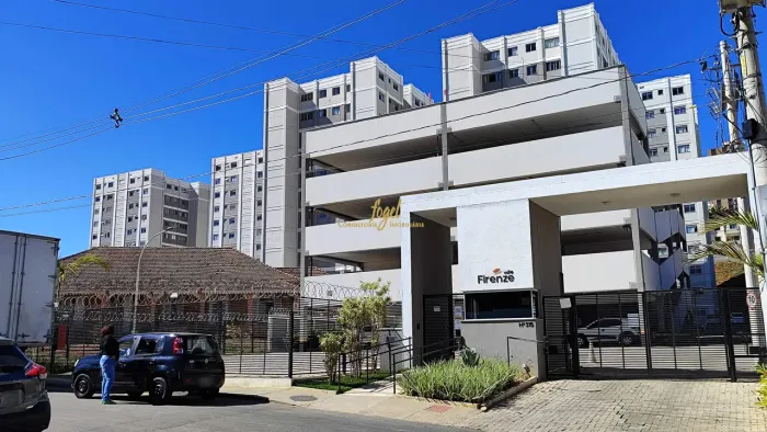 Democrata - Apto 2/4 - Cozinha c Bancada - Prédio c Lazer - Ao Lado do Bahamas - 1 Vaga Fi