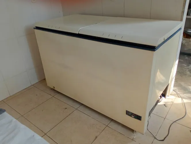 Vendo freezer Consul horizontal 534 litros