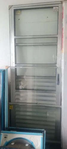 Porta alumínio nova 80/210
