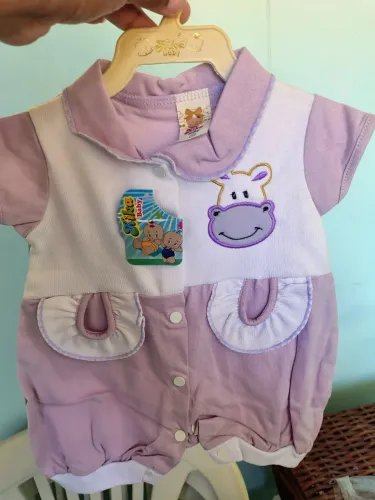 Vendo roupas de bebê para meninas até 9 meses