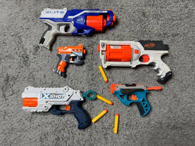 Armas de brinquedo | Preço unitário na descrição 