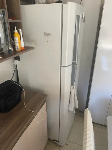 Geladeira Electrolux com  defeito