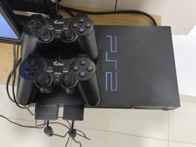 Ps2 Fat 2 controles e Adptador Hdmi Funcionando