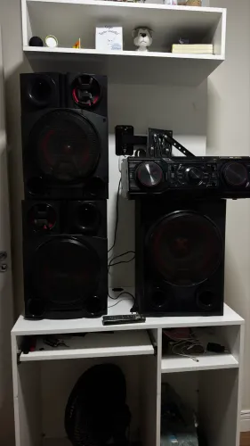 LG XBOOM CM8450 2.250W RMS Completo com Nota Fiscal - R$ 2.200