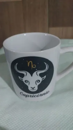 Kit 2 Xícaras Horóscopo Grandes 250 ml. Capricórnio e touro Novas. Também vendo separado