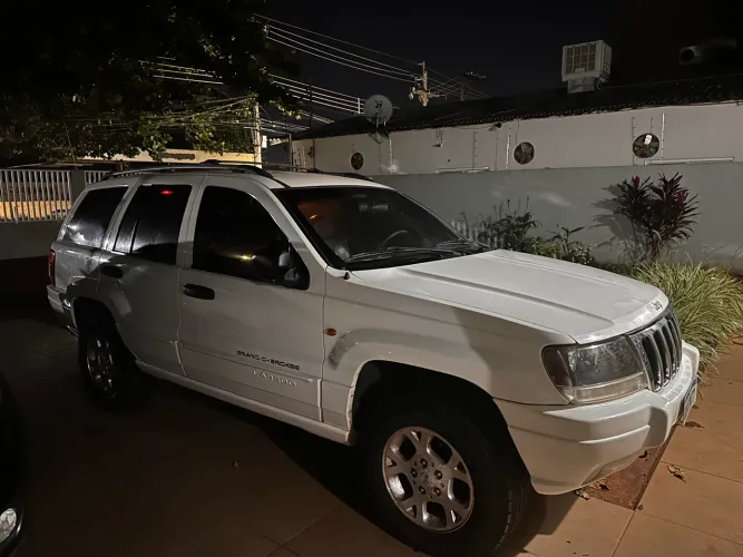 Jeep Grand Cherokee Laredo 3.1 TB Diesel AUT 2000
