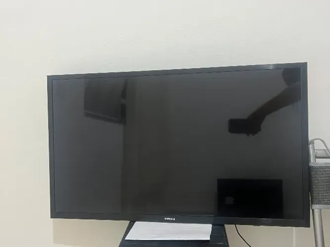 Vendo 2 TVs Samsung smart 32 polegadas