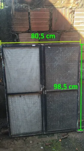 Janela 80,5 x 98,5