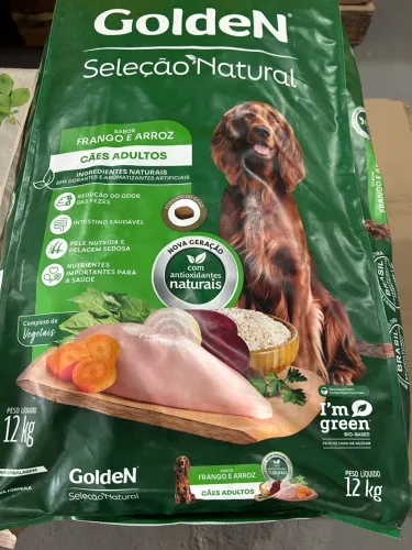 Ração Golden Seleção Natural 12kg - Frango e Arroz - Cães Adultos - R$ 152,90