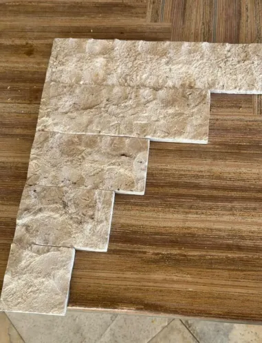 Pedra RockFace Travertino modelo exportação - m² em compras acima de 10m²