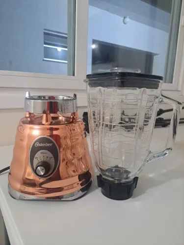 Liquidificador oster rose gold