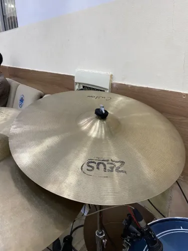 Prato de bateria