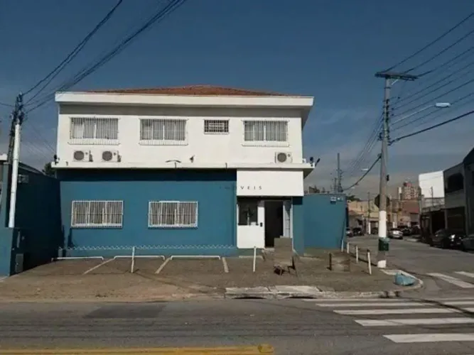 Casa comercial na Rua Tamaindê, 250 280 m²