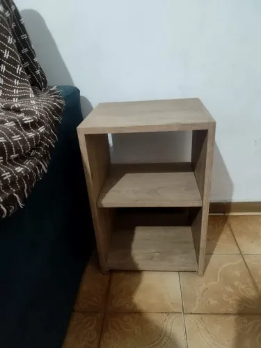 Mesa de cabeceira/ nicho de mdf 