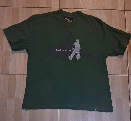 camiseta boxy preux exoesqueleto