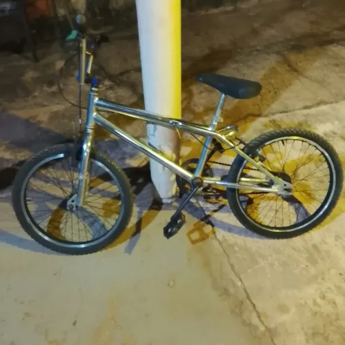 Bicicleta BMX Aro 20