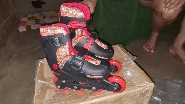 Vendo patins infantil novo tm27 não entrego apenas venda 50$ em ariquemes