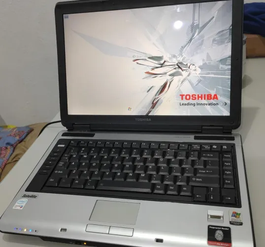 Computador Toshiba