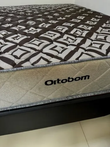 Cama box casal Ortobom