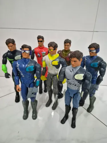 Max Steel, coleçâo com 7 bonecos por 175,00