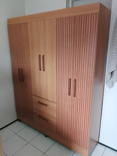 Guarda Roupa Tuboart Star 6 portas