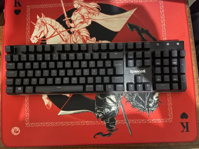 Teclado Magnético 100% Redragon Dharma