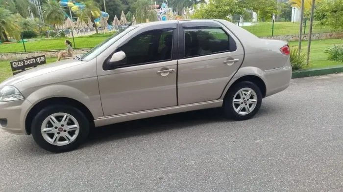 Fiat Siena EL 1.0 MPI Fire Flex 8V 4P 2015