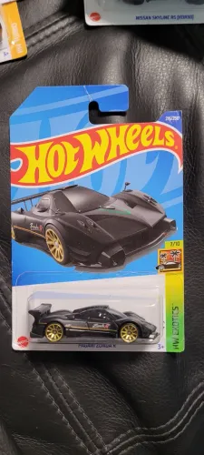 Hot Wheels Pagani Zonda R