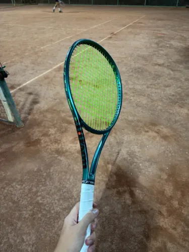 Raquete blade v9 2024