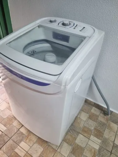 Máquina Electrolux 15kg