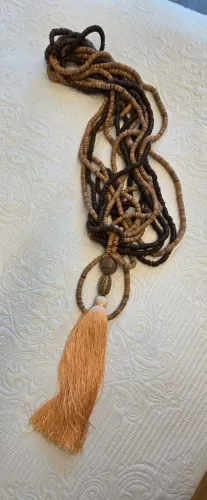 Colar Decorativo Boho em Madeira Natural com Tassel - Peça Grande Premium