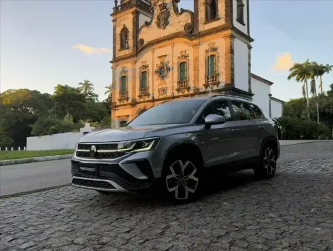 Volkswagen Taos Highline 1.4 250 TSI Flex AUT 2024