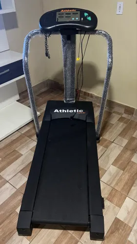 Esteira de Exercícios Athletic ADVANCED 2 apenas R$ 1.800