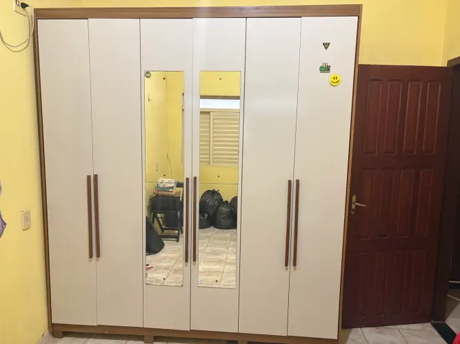 Guarda roupa casal 