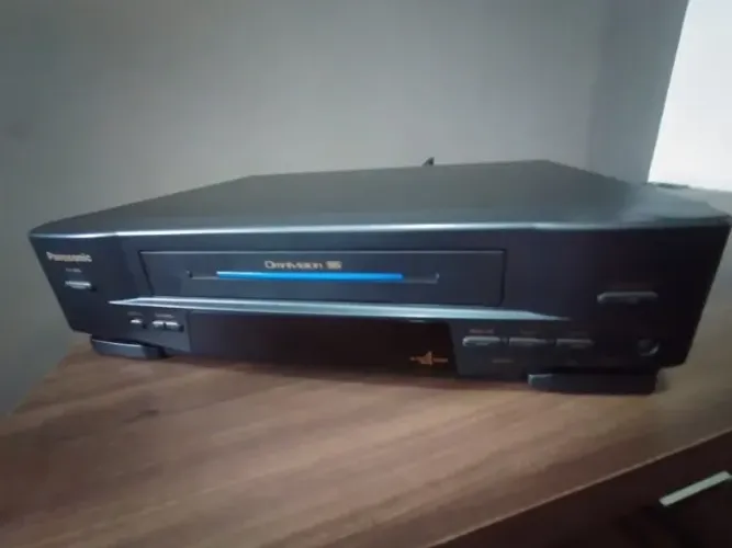 Videocassete Panasonic PV-4501 Com Defeito (Sucata / Peças) - Carcaça Impecável