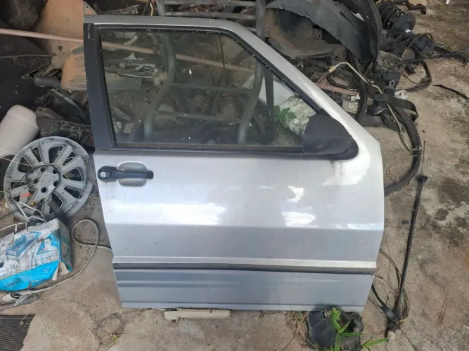 Porta dianteira direita uno