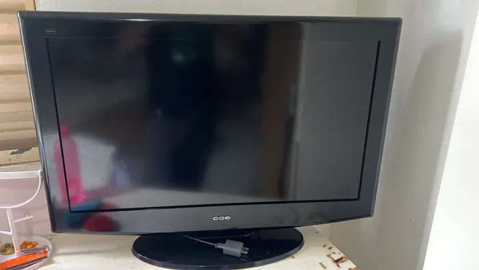 Vendo tv cce 32 polegadas