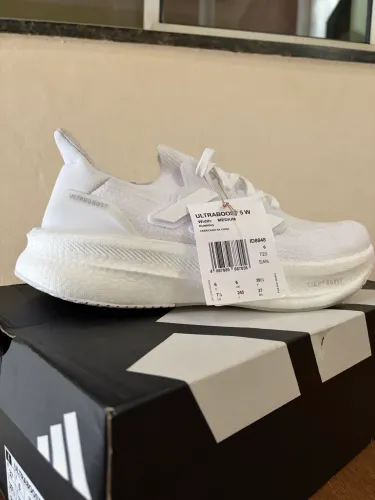Adidas Ultraboost 5 n 37
