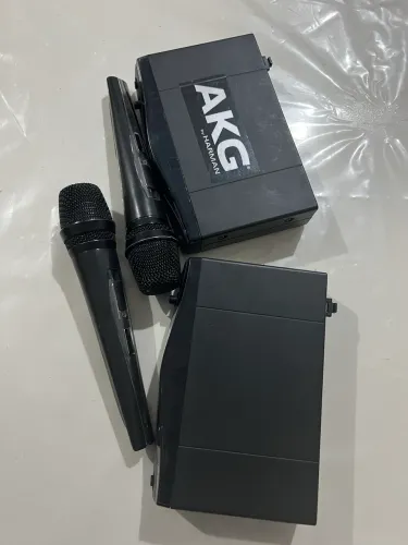 Microfone AKG SEM FIO