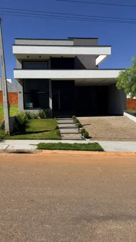 Casa de condomínio para venda possui 136 metros quadrados com 2 quartos