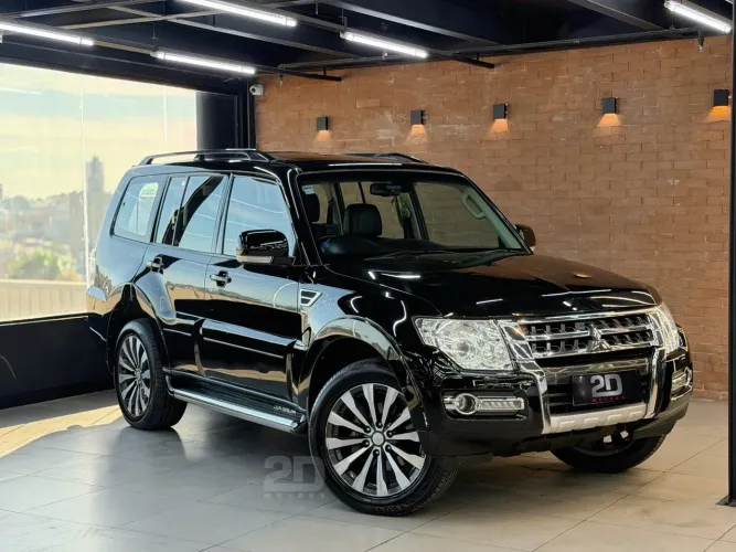 Mitsubishi Pajero HPE Full 3.2 4X4 T.i.dies. 5P AUT 2019
