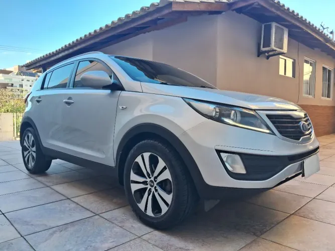 Kia Motors Sportage LX 2.0 16V 142cv 5P 2013