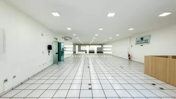 Sala Comercial - Sobreloja para Alugar em Santo André Vila Curuçá | 300m²