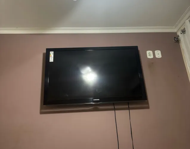 TV LCD Samsung para retirada de peças