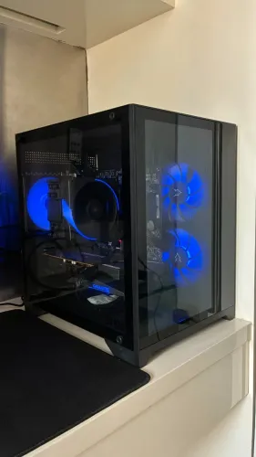 PC Gamer Ryzen 5 5600 + RX 7600 8GB / 32GB RAM / SSD NVMe 512GB