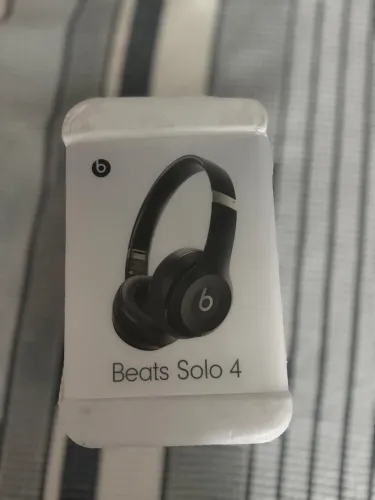 Beats Solo 4 LACRADO
